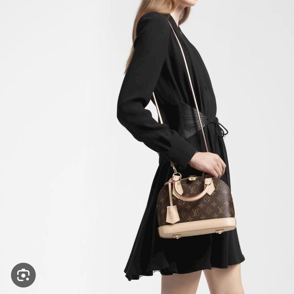 LOUIS VUITTON authentic ALMA BB SOLD - Picture 15 of 15